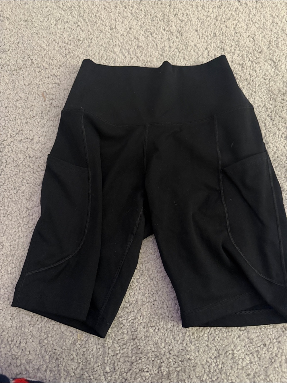 Nike Black High-Waist Bike Shorts with Side Pockets